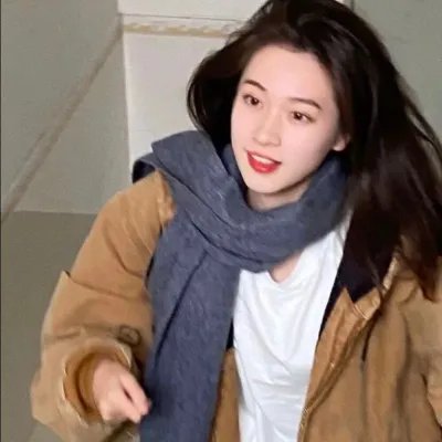 退隐后三个美女住我家